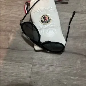 Moncler Black Sunglasses EUC. W white pouch Moncler | Accessories | Moncler Black Sunglasses Euc W White  main image 2